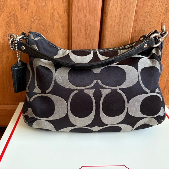 Coach Kristin crossbody Creed No. F22302 - Picture 3 of 8